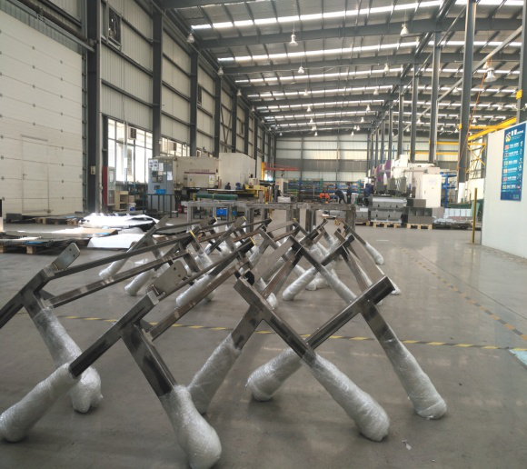 1520826260.png 半导体设备架子1.png